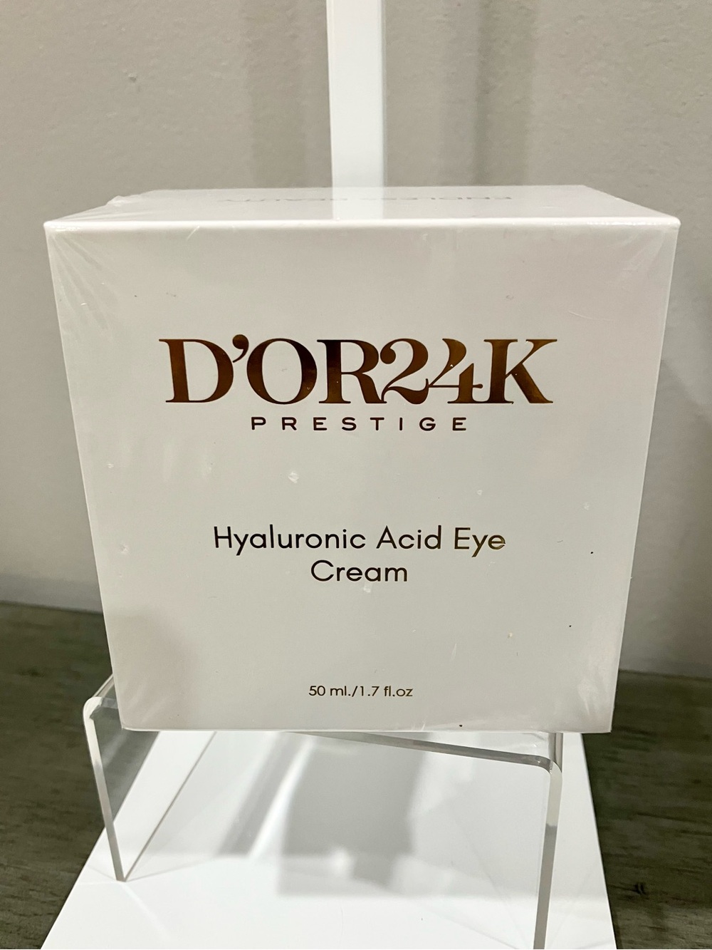 Prestige Hyaluronic Acid Eye Cream